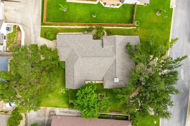 105 St Andrews Loop, Kerrville, TX 78028