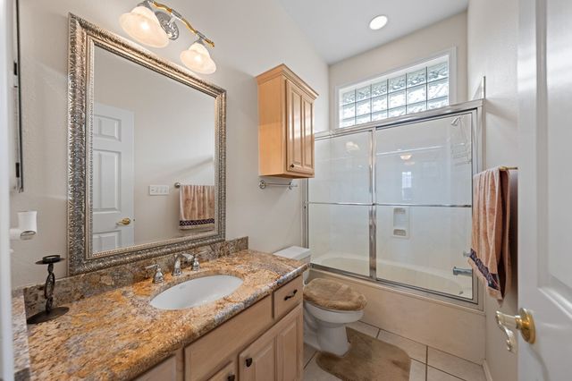 105 St Andrews Loop, Kerrville, TX 78028