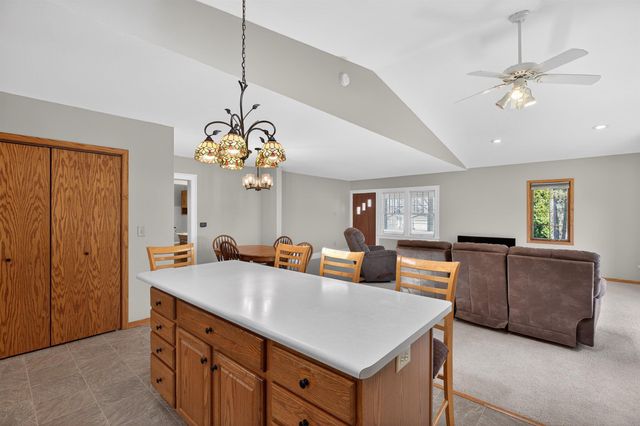 435 Martin Road, Waterloo, IA 50701