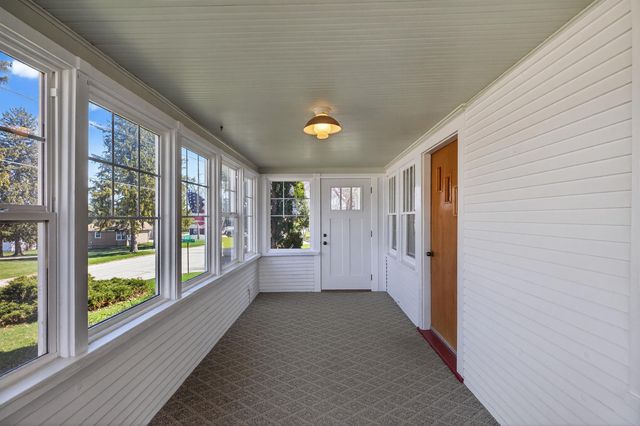 435 Martin Road, Waterloo, IA 50701