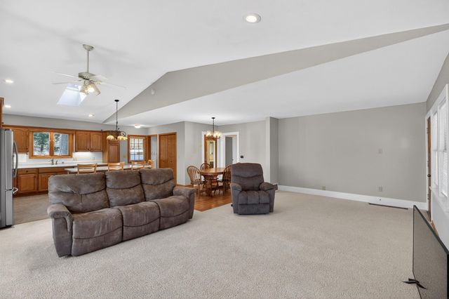 435 Martin Road, Waterloo, IA 50701