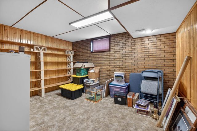 435 Martin Road, Waterloo, IA 50701