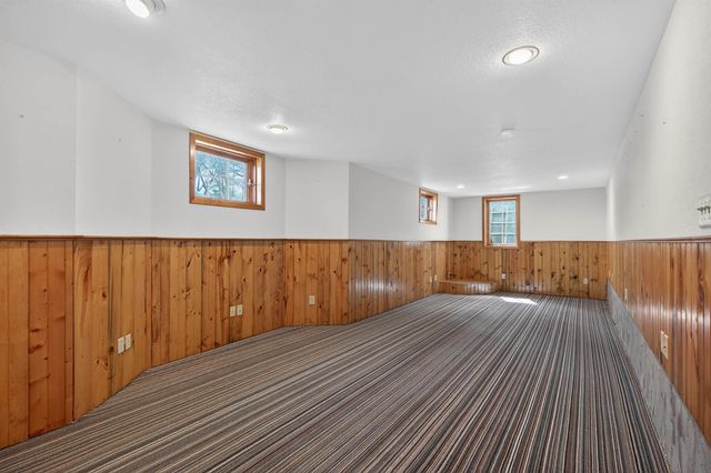 435 Martin Road, Waterloo, IA 50701