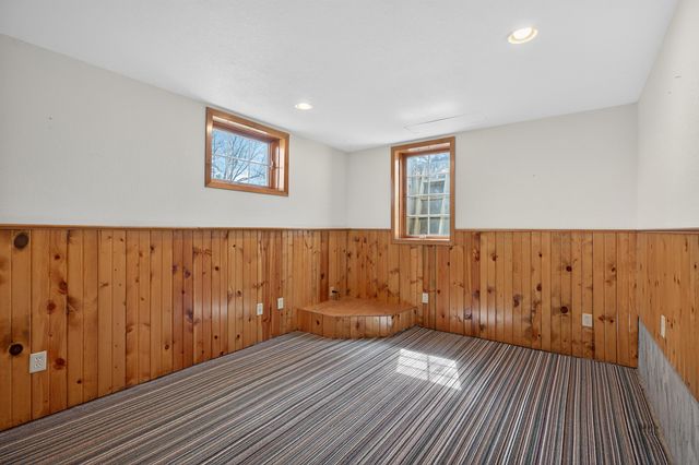 435 Martin Road, Waterloo, IA 50701