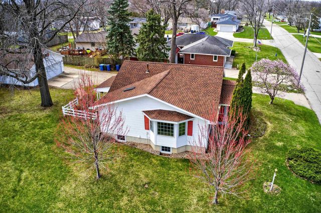 435 Martin Road, Waterloo, IA 50701