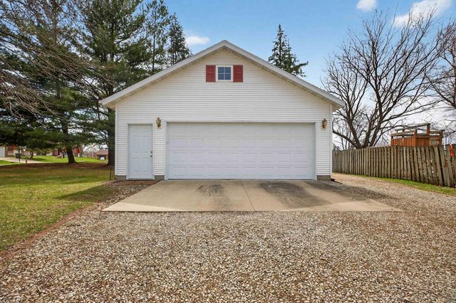 435 Martin Road, Waterloo, IA 50701