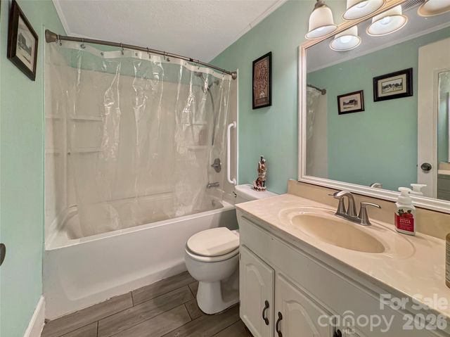 25 Stowe Street, Lowell, NC 28098