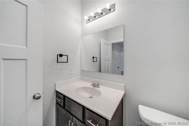 904 Assembly Road, Jeffersonville, IN 47130