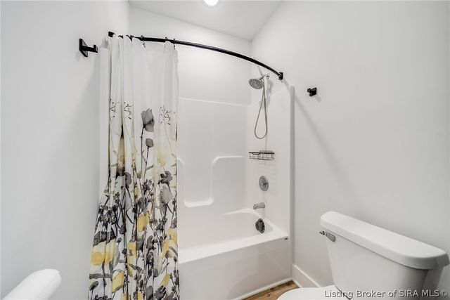 904 Assembly Road, Jeffersonville, IN 47130