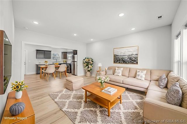 904 Assembly Road, Jeffersonville, IN 47130