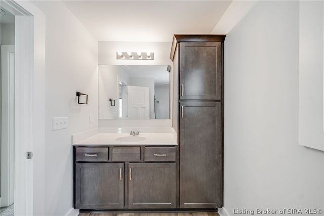 904 Assembly Road, Jeffersonville, IN 47130