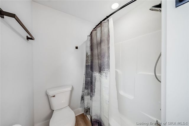 904 Assembly Road, Jeffersonville, IN 47130