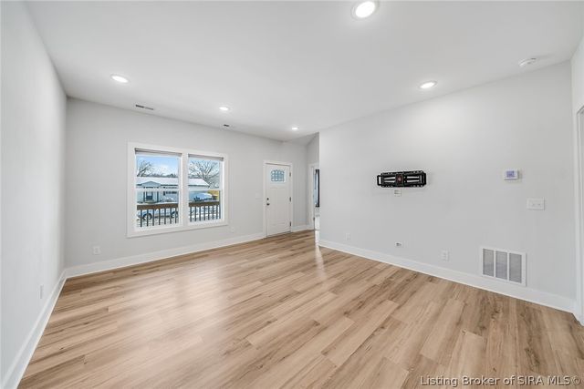 904 Assembly Road, Jeffersonville, IN 47130