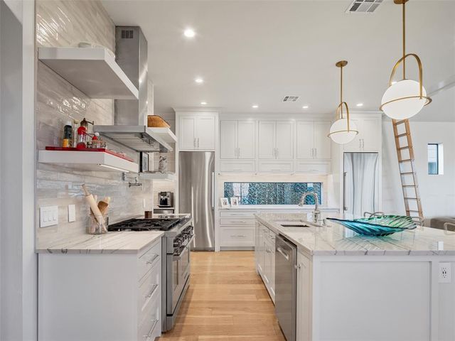 1147 NW 57th Street, Oklahoma City, OK 73118