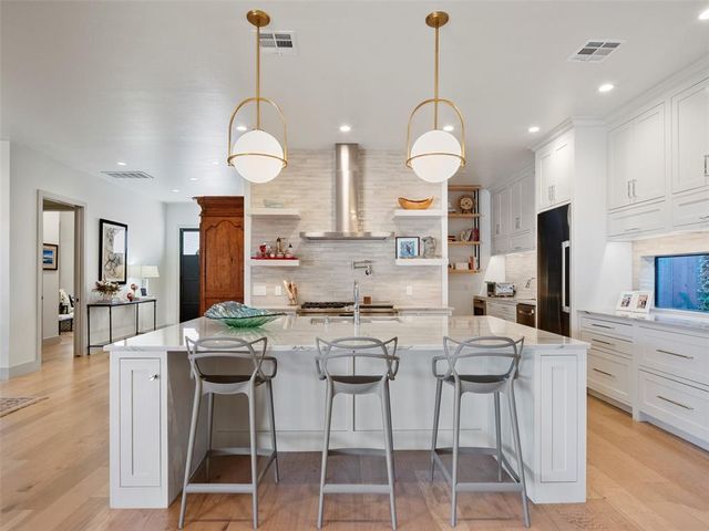 1147 NW 57th Street, Oklahoma City, OK 73118