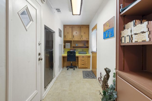 2107 Elmwood Drive, Bryan, TX 77802