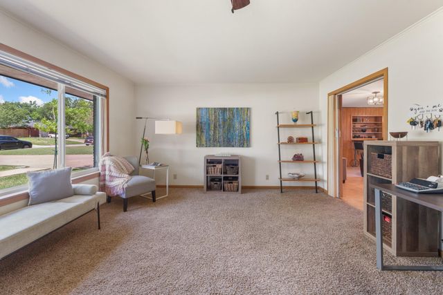 2107 Elmwood Drive, Bryan, TX 77802