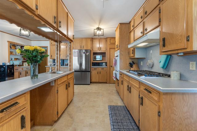 2107 Elmwood Drive, Bryan, TX 77802