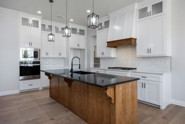 9300 Wintergreen Lane, Amarillo, TX 79119