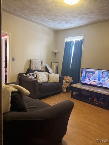 748 Jay Street, Utica, NY 13501