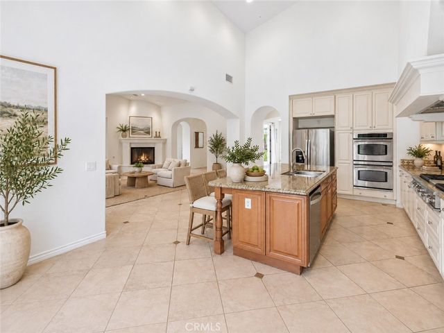 501 Luminous, Irvine, CA 92603