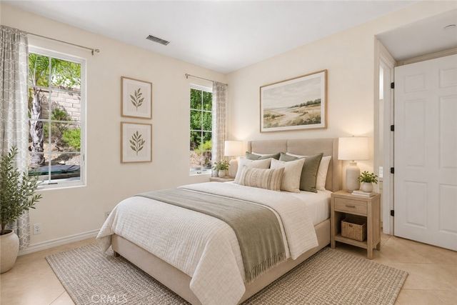 501 Luminous, Irvine, CA 92603