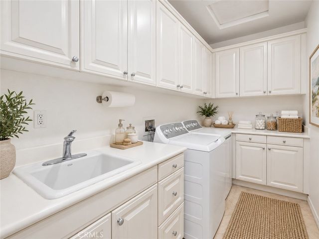 501 Luminous, Irvine, CA 92603
