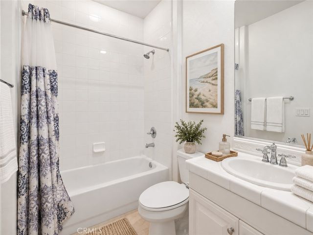 501 Luminous, Irvine, CA 92603