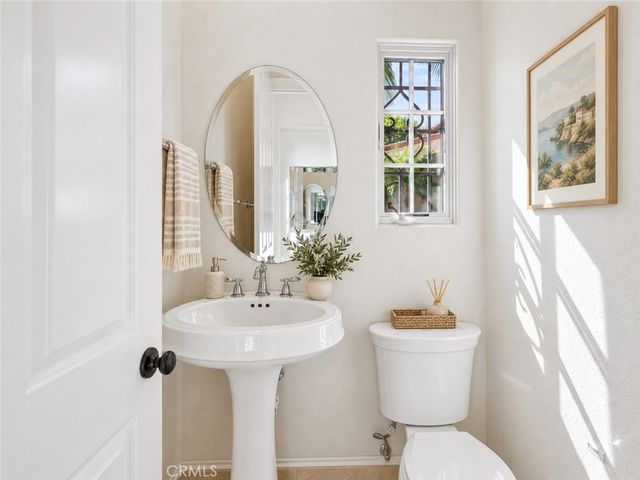 501 Luminous, Irvine, CA 92603