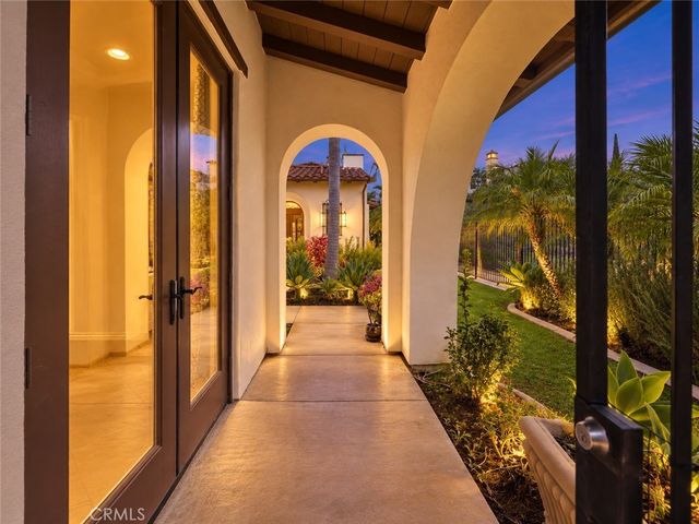 501 Luminous, Irvine, CA 92603