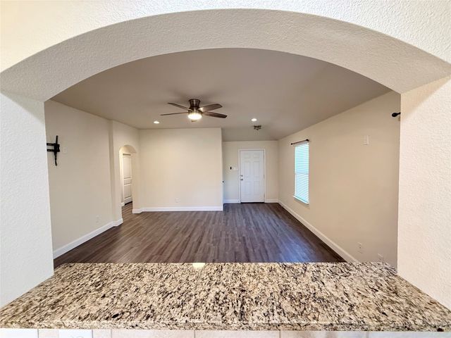 1052 Decker Drive, Fate, TX 75189