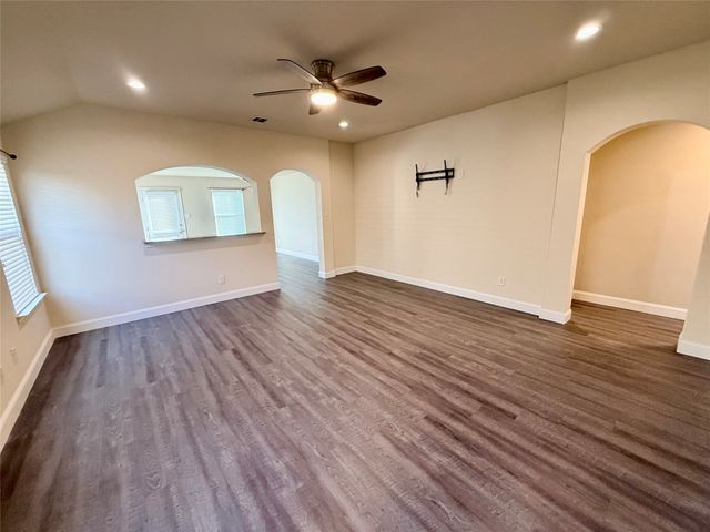 1052 Decker Drive, Fate, TX 75189