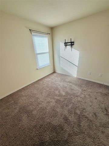 1052 Decker Drive, Fate, TX 75189