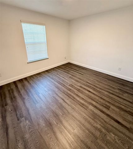 1052 Decker Drive, Fate, TX 75189