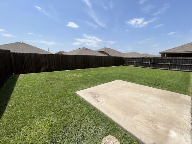 1052 Decker Drive, Fate, TX 75189