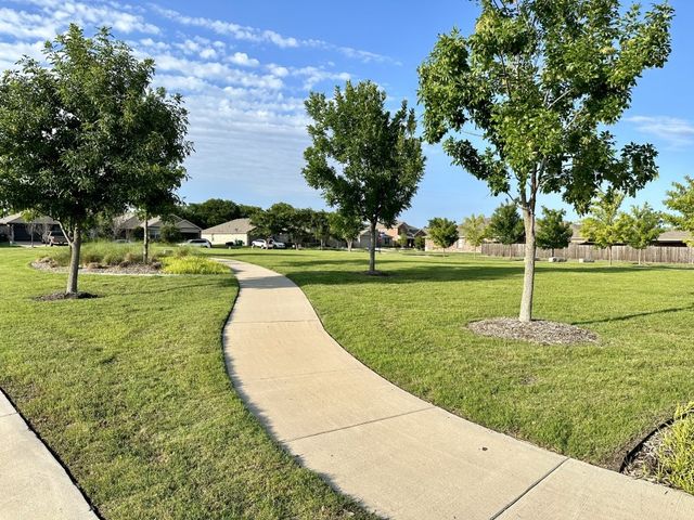 1052 Decker Drive, Fate, TX 75189