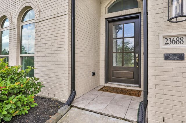 23688 Silver Palm Trail, New Caney, TX 77357