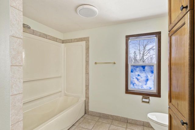 1508 E WISCONSIN AVENUE, Appleton, WI 54911