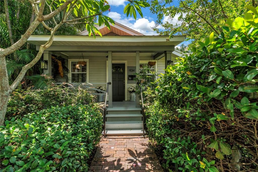 934 21ST AVENUE N, St Petersburg, FL 33704