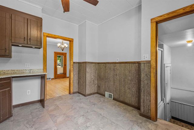 355 NYE STREET, Hortonville, WI 54944