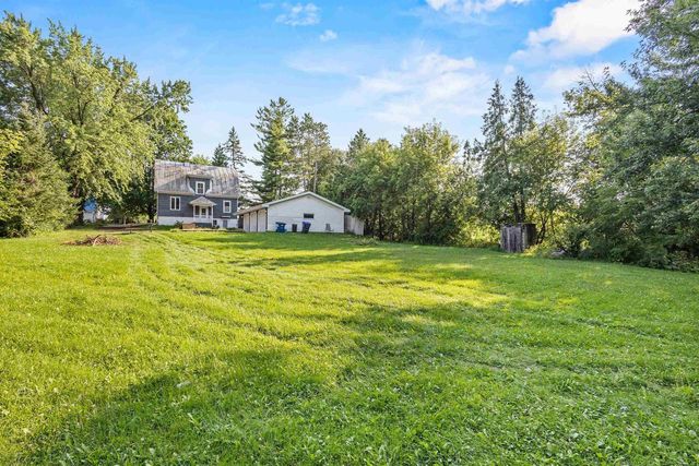 355 NYE STREET, Hortonville, WI 54944