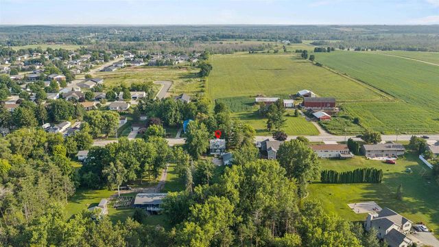 355 NYE STREET, Hortonville, WI 54944