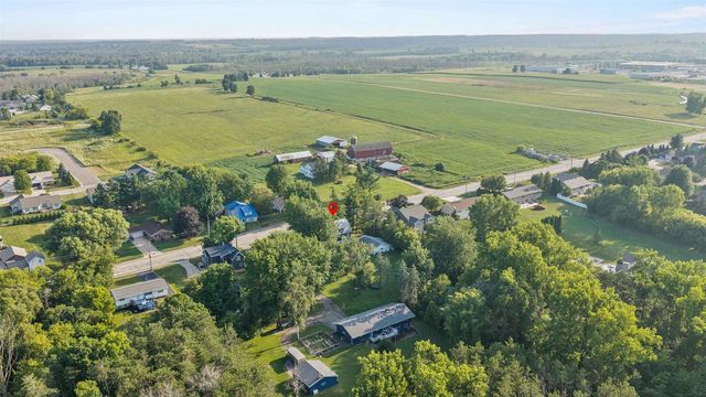 355 NYE STREET, Hortonville, WI 54944