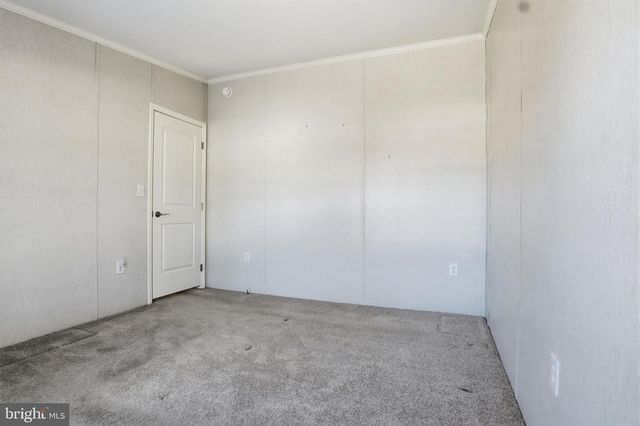 301 ROBIN DR, Red Lion, PA 17356