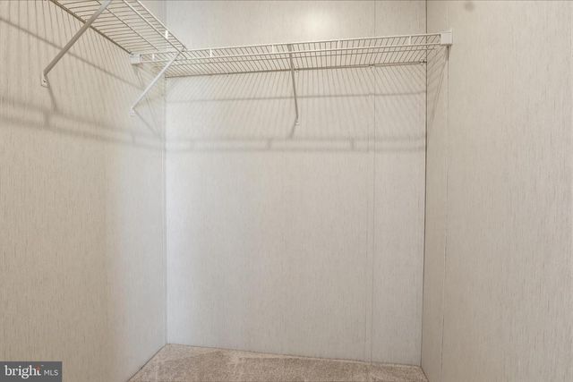 301 ROBIN DR, Red Lion, PA 17356