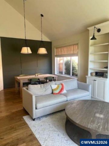 3146 NW 29th St, Corvallis, OR 97330