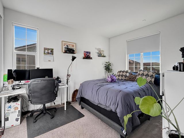 3700 Hovnanian Dr, Sacramento, CA 95834