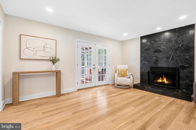 12203 SUGAR MAPLE DR, Herndon, VA 20170