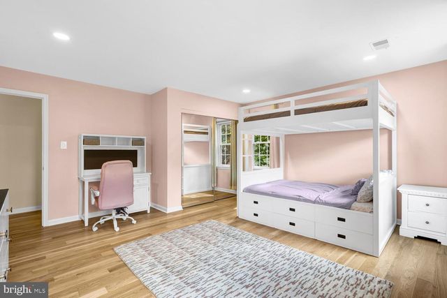 12203 SUGAR MAPLE DR, Herndon, VA 20170