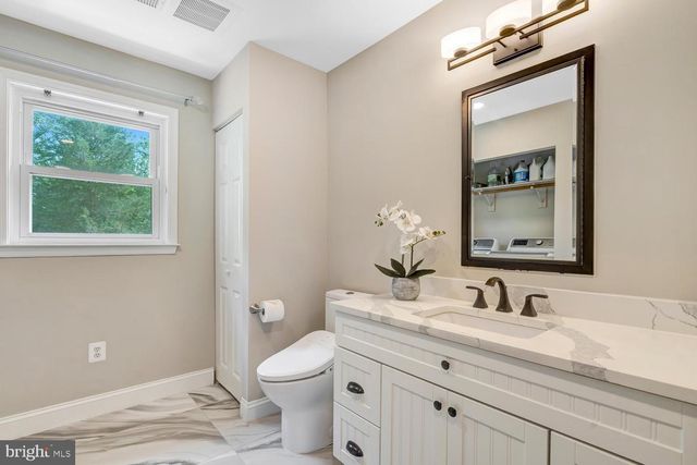 12203 SUGAR MAPLE DR, Herndon, VA 20170